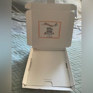 HERMES - Authentic Small Mail Box - fits Carre 90 scarves and other small items